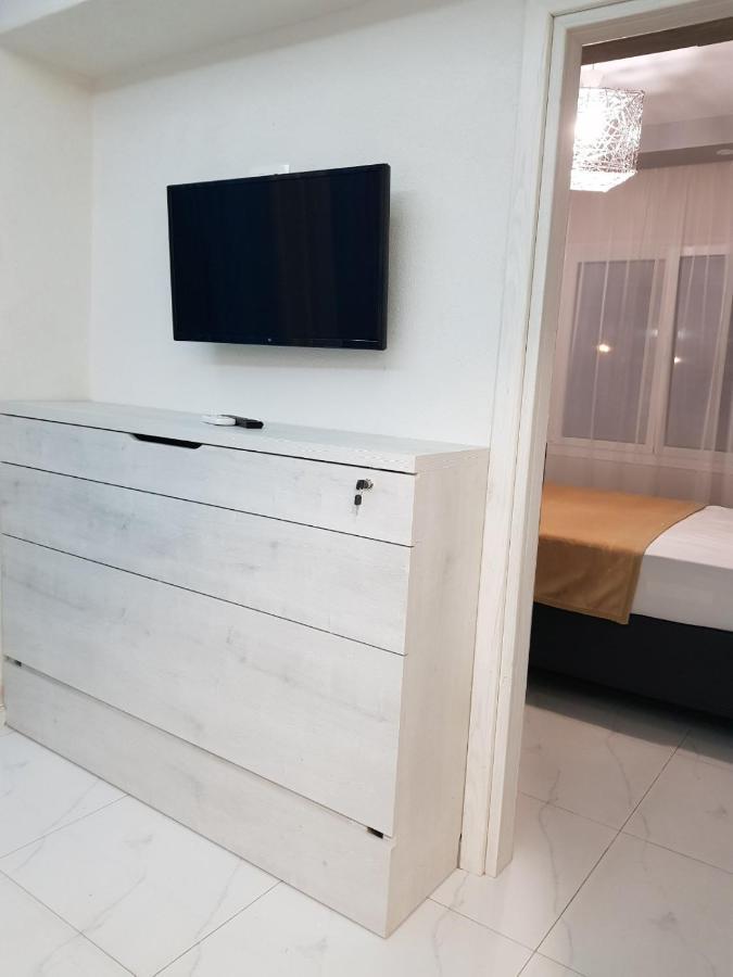 D&B Apartment 3 Paralia Katerinis Exterior photo